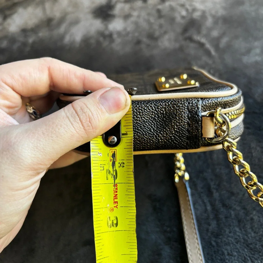 Michael Kors Monogram‎ Camera Crossbody Bag Gold Chain Beige Trim